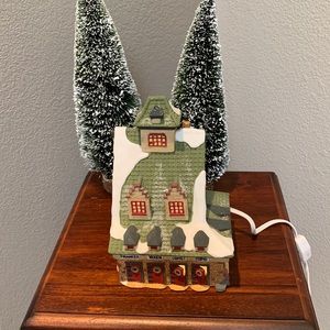 Heritage Village Collection-North Pole Series-Department 56